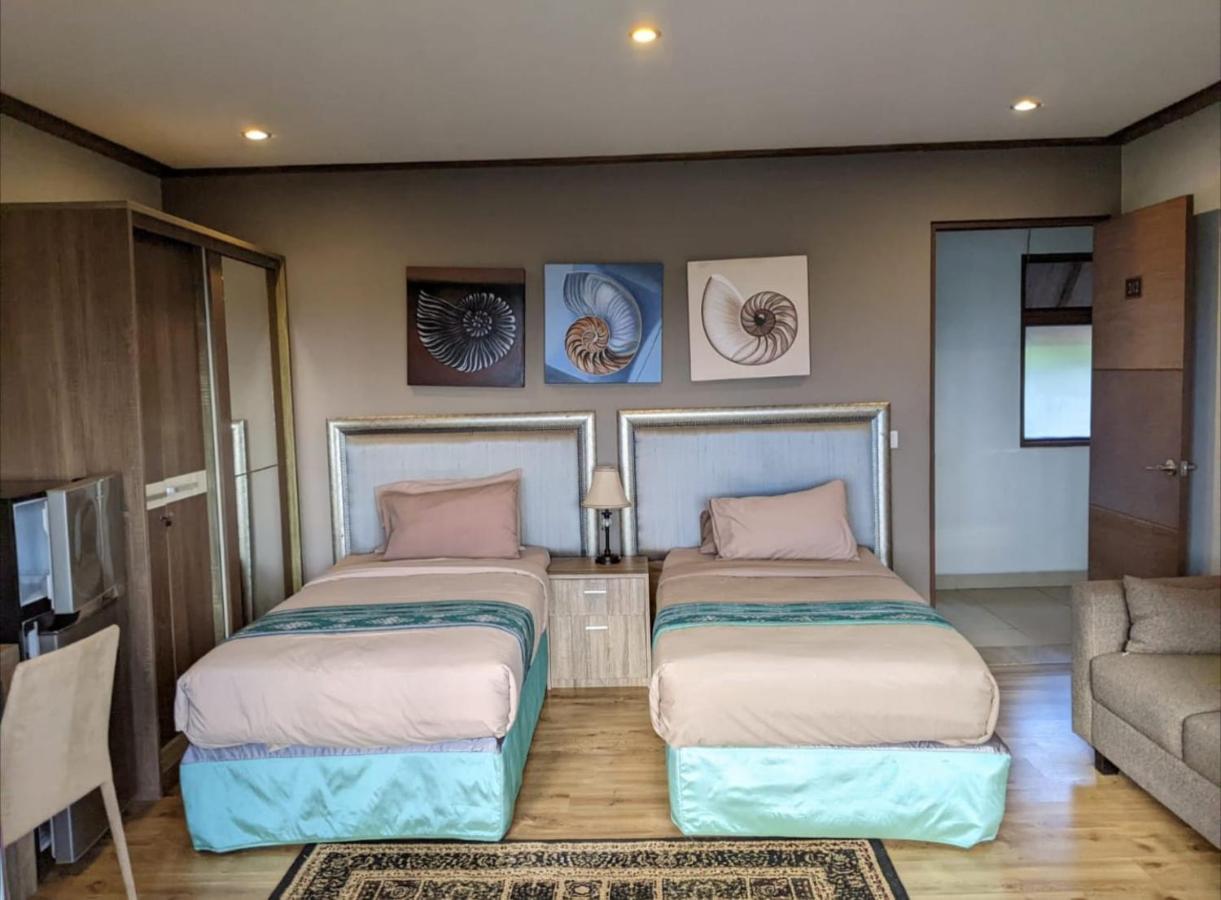 Puri Sabina Bed & Breakfast Jimbaran Exterior foto