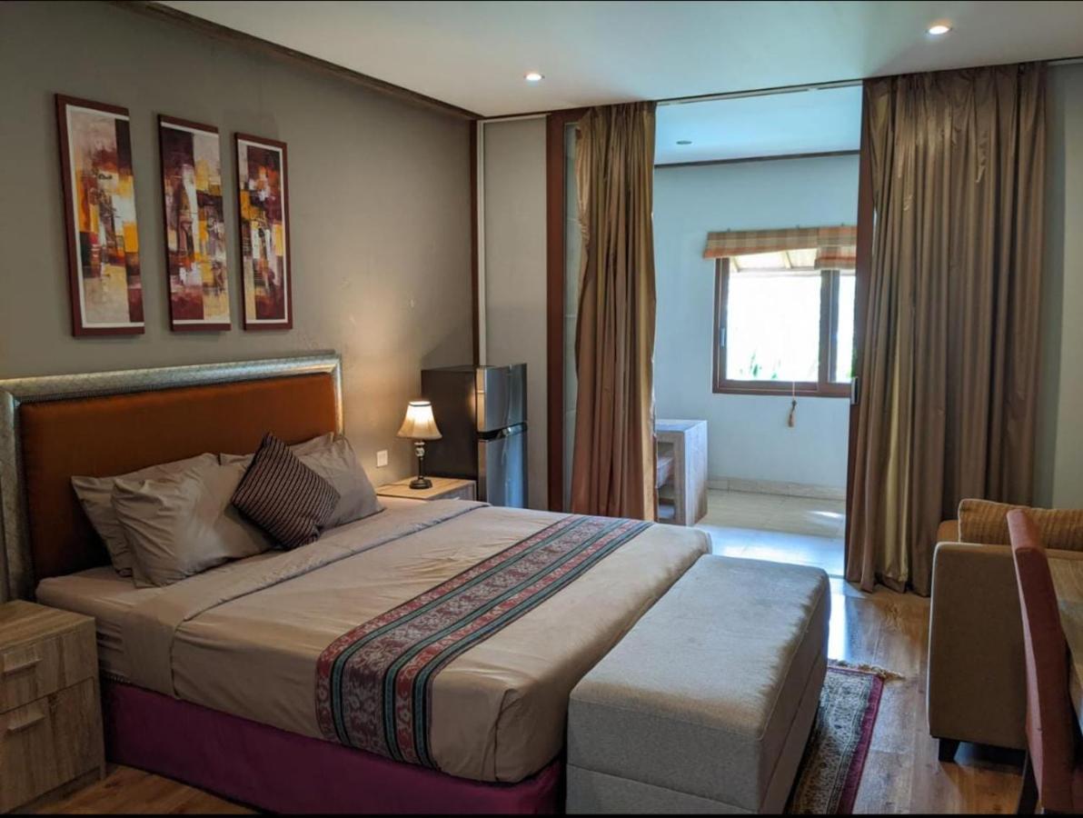 Puri Sabina Bed & Breakfast Jimbaran Exterior foto