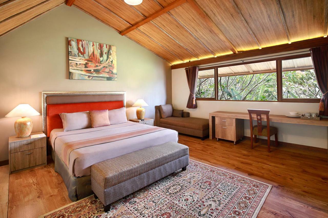 Puri Sabina Bed & Breakfast Jimbaran Exterior foto
