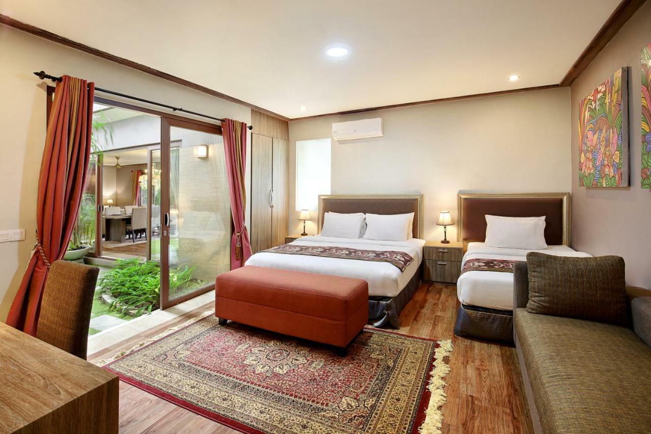 Puri Sabina Bed & Breakfast Jimbaran Exterior foto