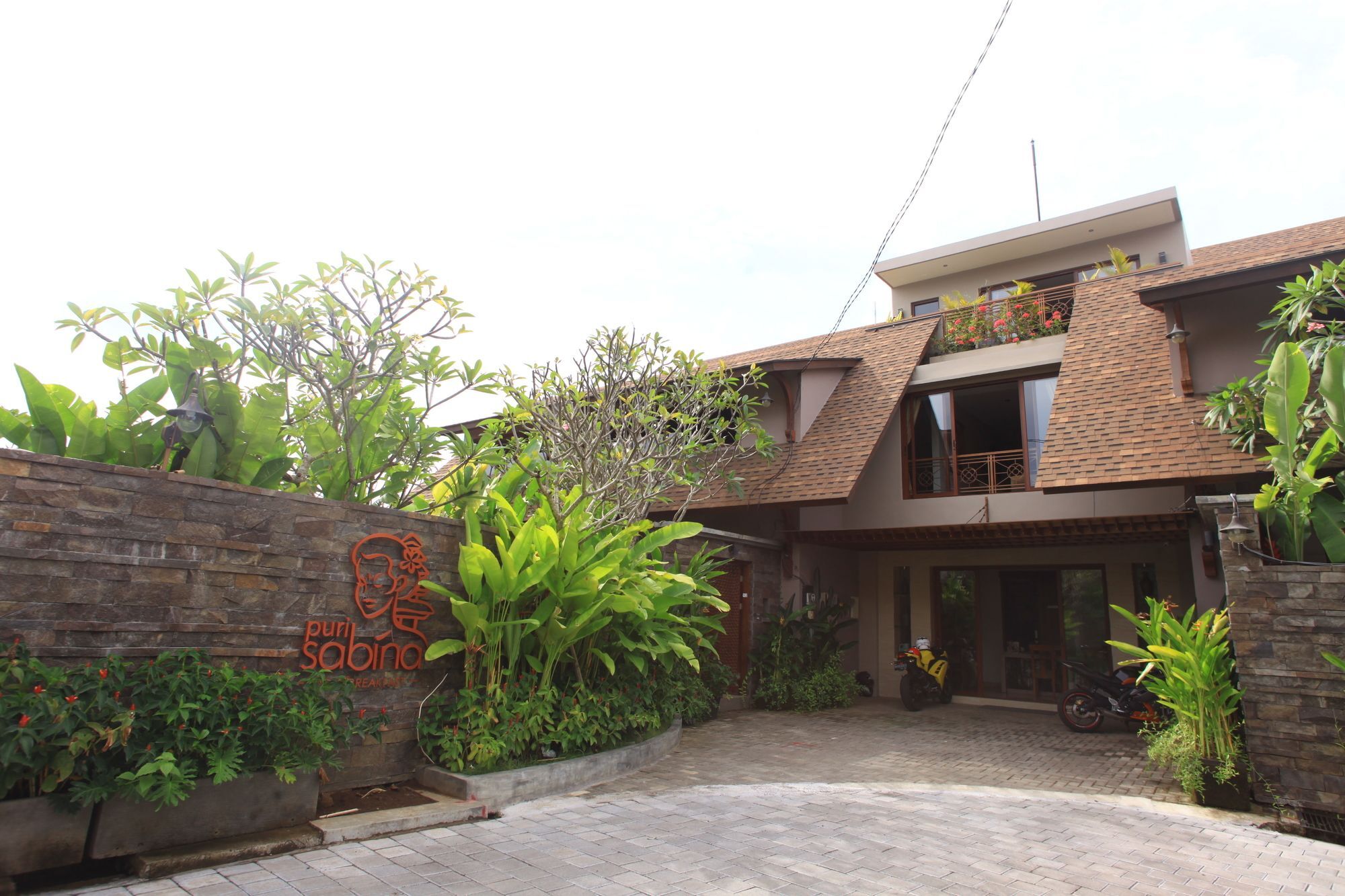 Puri Sabina Bed & Breakfast Jimbaran Exterior foto